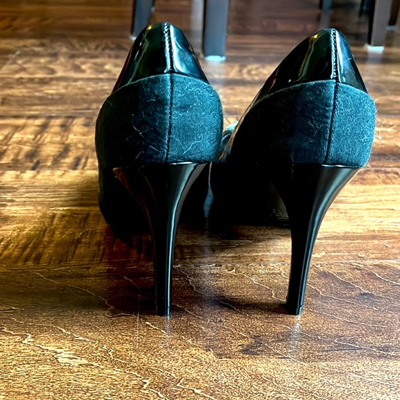 Guess Open Toe High Heels - Picture 3 of 9